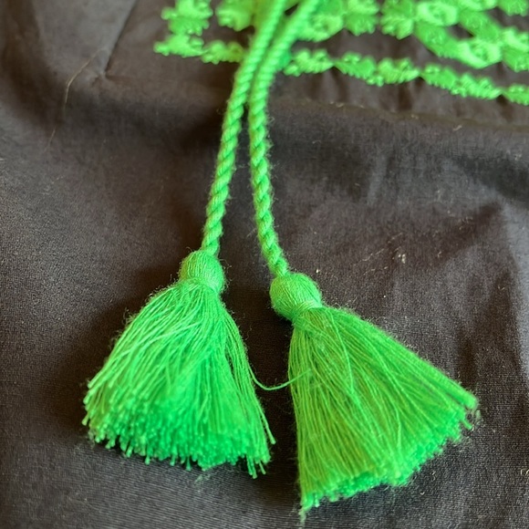 J Crew Sleeveless Embroidered Tassel Tank Top Size 0 Navy Blue Green Preppy Boho - Picture 10 of 17